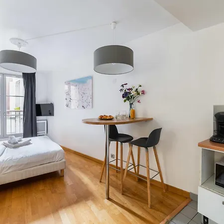 Jardin Des Plantes 201 - 5 Apartment